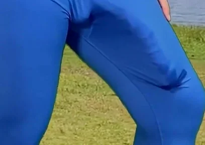 30cm Cock Masturbation
