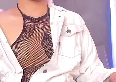 Cute Ken Shows and Bounces His Ass