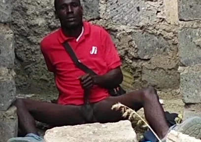 Shamba Boy Got Horny While on Duty