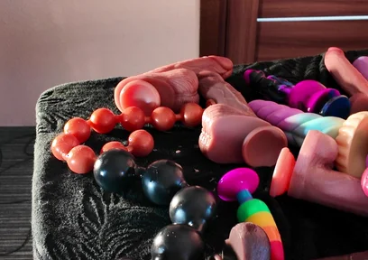 21 Dildos Came Out of My Ass