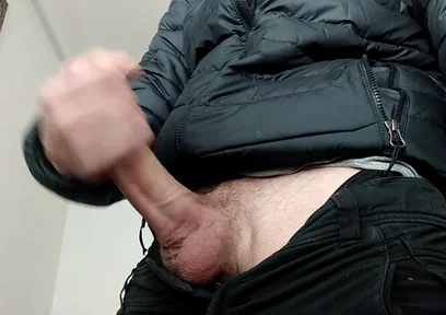 I Come Back From Mountain, and I Masturbate My Huge Cock, the Cumshot I Squirt, I Love to Jerk off