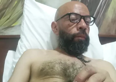 Racing Cock Deepthroat Wild, No Hesitation