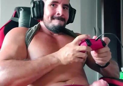 Nobody Can Against My Big Gun