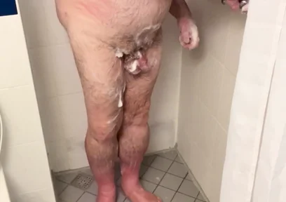 In the Shower with Coach Karl 6765