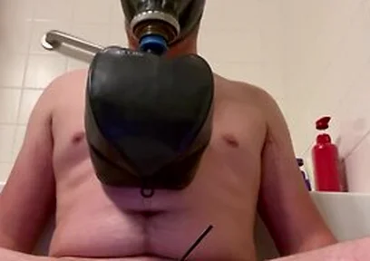 Latex Bitch Puppy Breathplay Cum