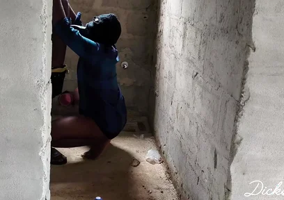 Fucking Ebony Big Wasit Bussy Inside the Toilet of an Uncompleted Building After a Blowjob