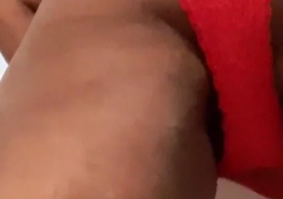 Twerking in All Red