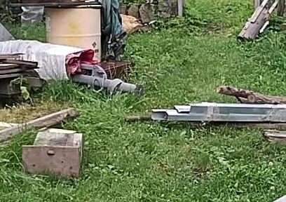 Naked in the Garden: Dirty Handjob in the Pool