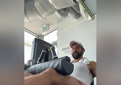 Cumming Handsfree In Public. (x: Hamedraiddxxx)