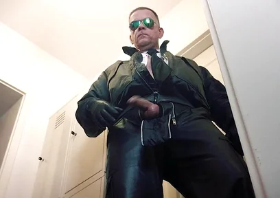 Alpha Leather Hunk Xl 7