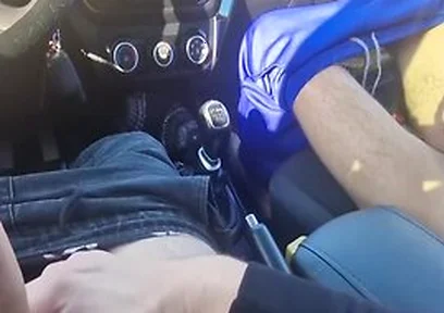 I Secretly Jerked Off A Big Cock To A Student 18+ During A Break Near School. Do You Want To Suck Our Cocks?