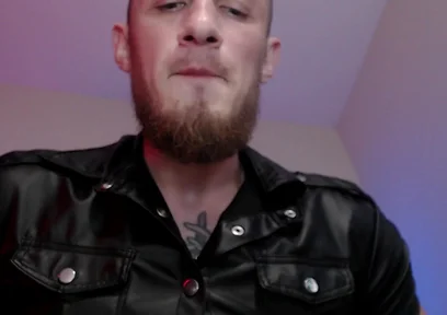 Leather Master, Saliva(spitting) and Biceps