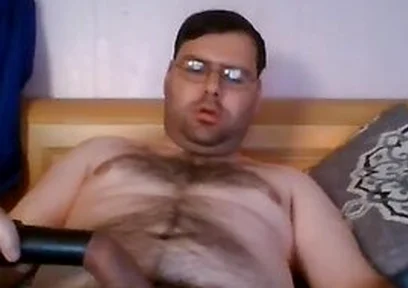 Nerdybibear - Vacuum Sucking