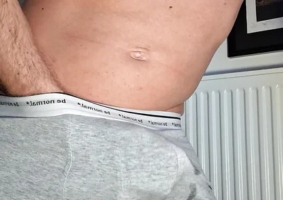 I Hard in My Boxers at the End of the Day