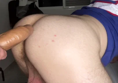 Bareback Cumming Inside