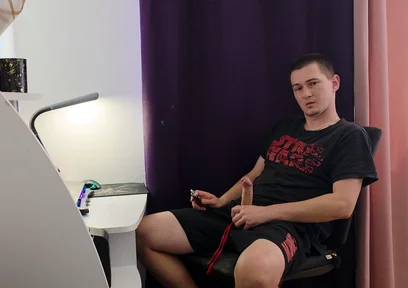 I Tried to Masturbate and Reach an Orgasm, but My Wife Unexpectedly Interrupted Me