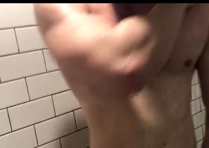 Watch the Beautiful Jacob Peterson in Shower Before Our Hook up
