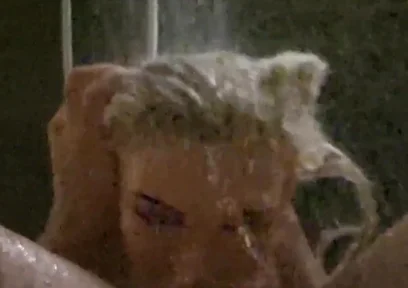 Throatpie under the shower