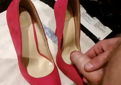 Beautiful Sexy Pumps of My Girlfriend's Friend.