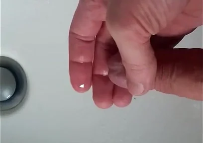 Pee in Bathroom Sink - 04.04.2024
