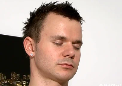Intense Slow Wanking with Straight Craig