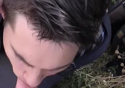 Amateur Student Deepthroats Cock