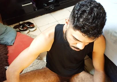 #1 Foot Fetish Experiment - Honest First Reaction