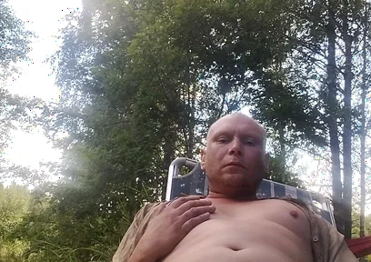 Risky Outdoor Masturbation.