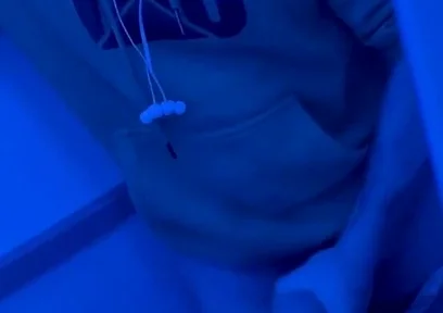 Masturbating at 30,000 Ft
