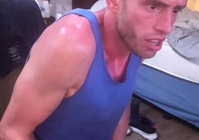Edging for Hours in Chair, Feel It for 20 Mins That Im There and Finally Do Cum