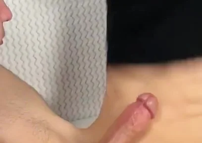 Its My First Time Getting a Blowjob From a Guy, and I Came in His Mouth