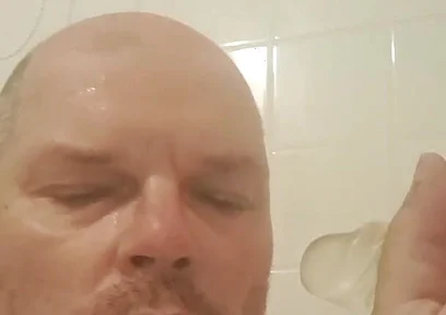 Attached Sucking and Blowing for the Slut