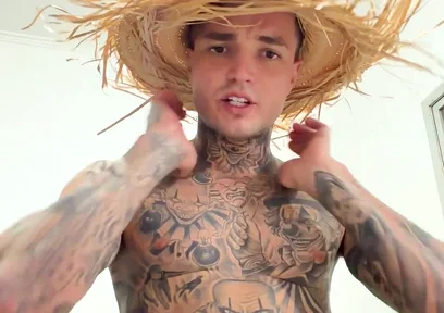 Gifted Hillbilly Wants to Screw a