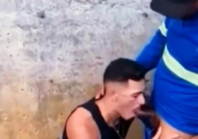 Worker Fucks in the Bush Strangers