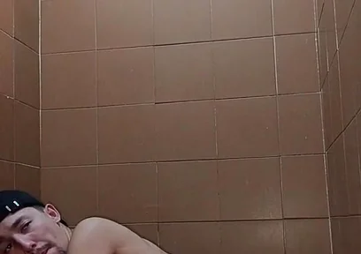 Sitting on the Dildo Until Orgasm Without Using Hands