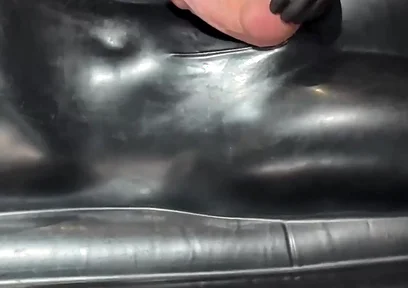 Boundtheo Trapped in a Vacbed and Edged Mercilessly