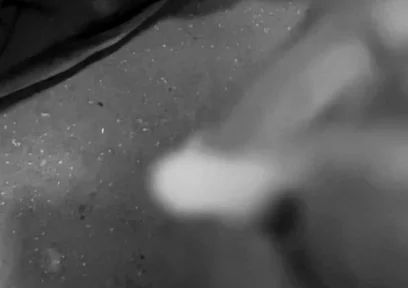 Handjob in Slowmotion Blowout
