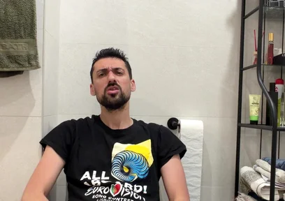 Hot Stepdaddy Jerking off Like Crazy in Public Bathroom