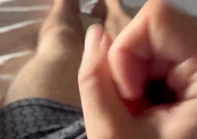 Masturbation with Spontaneous Ending