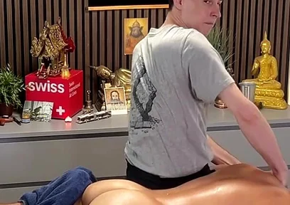 Hot Straight Guy Gets Handjob From Masseur