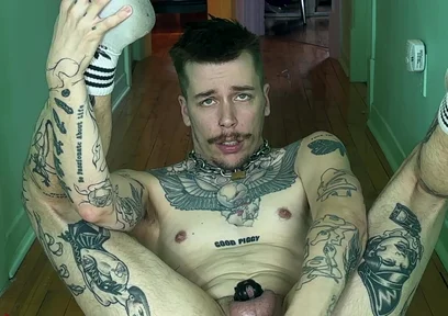 Tattoo Guy Ass Play with Toys