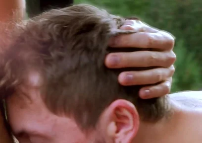Outdoor: I Blow a Massive Load in His Mouth in This Stormy Early Morning Park