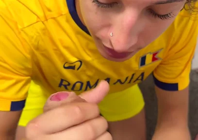 Tall English Stepdaddy Sucked off by Romanian Femboy