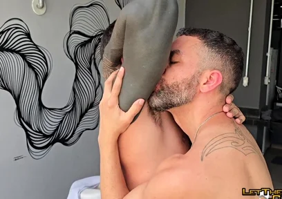 Massage Big Dick Muscle Stud Fucks Ass Bareback Caught
