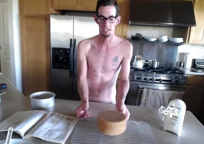 Chaturbate Baking Show Making a Cake