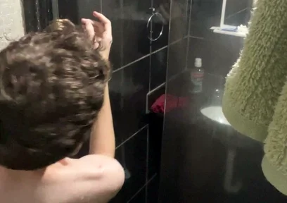 Skinny Twink Taking a Shower and Showing His Full Naked Body
