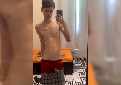 Skinny Jaw Cracks with Cock Size