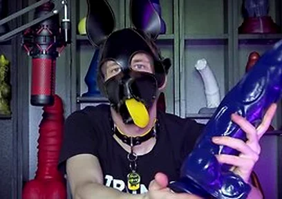 Dildo Unboxing: Luca Xl - Crackstuffers With Puppy Davey