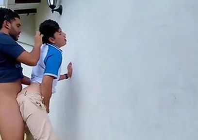 Cruising Stranger Fucks Me Outdoors Bareback Until He Cums Inside Creampie