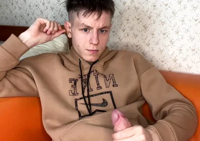 Petite Twink's Intense Jerk off Climax